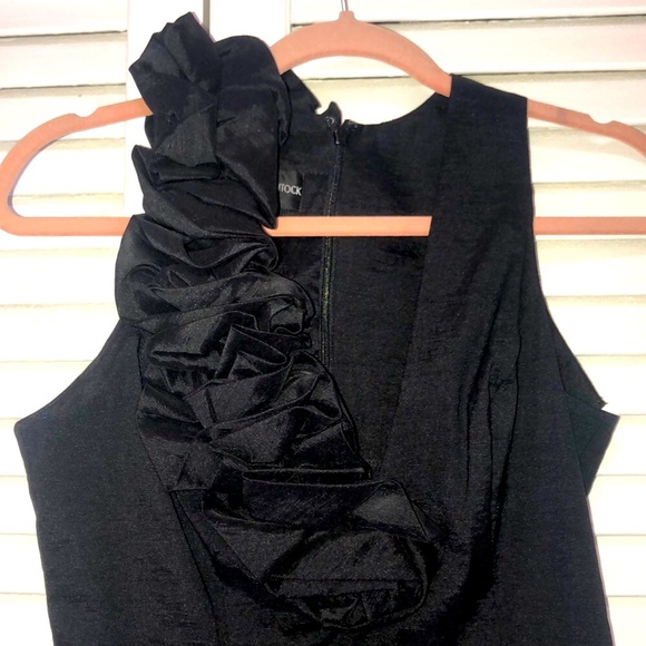 LBD with floral accent - Picture 2 of 5